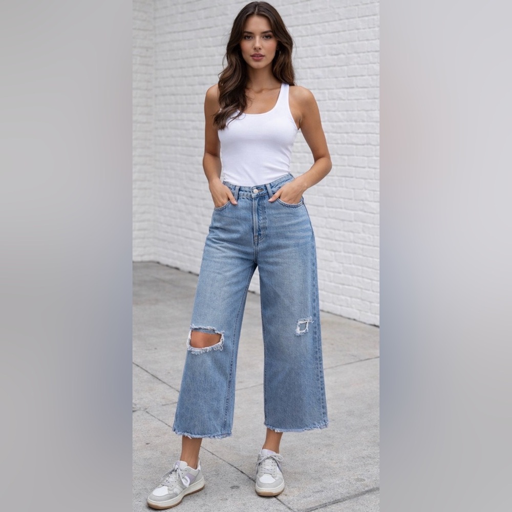 Hidden Distressed Blue Jeans